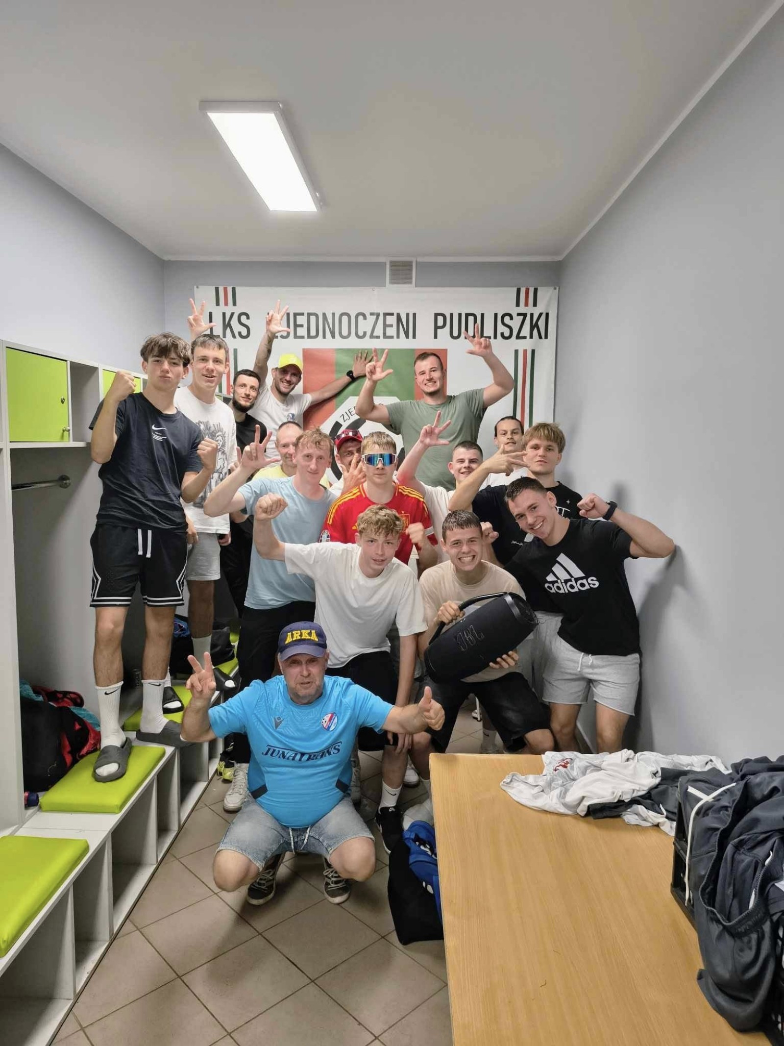 Niepokonani Seniorzy - 7. Wygrana z Rzędu 