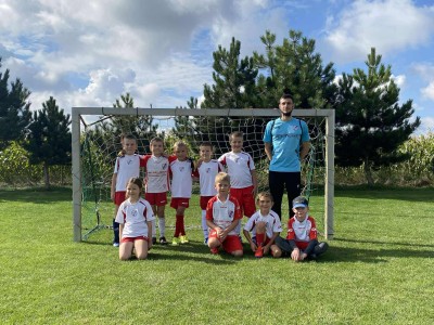 Orlik E1, Żak F2 i Skrzat G1 zagrali w Racocie – było dużo radości i goli!