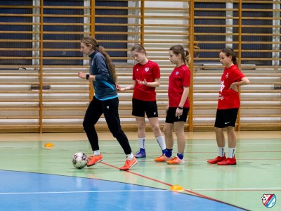 FOTO: Zimowe przygotowania młodziczek do rundy wiosennej