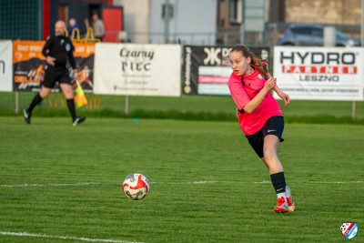 FOTO: 4 LIGA KOBIET | Juna - Polonia Środa Wlkp. III