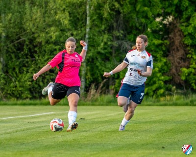 FOTO: 4 LIGA KOBIET | Juna - Polonia Środa Wlkp. III
