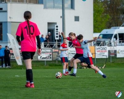FOTO: 4 LIGA KOBIET | Juna - Polonia Środa Wlkp. III