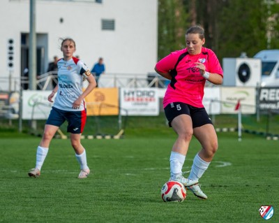 FOTO: 4 LIGA KOBIET | Juna - Polonia Środa Wlkp. III