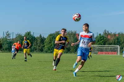 FOTO: A KLASA | Juna - Błękitni Kąkolewo