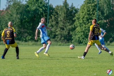 FOTO: A KLASA | Juna - Błękitni Kąkolewo