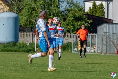 FOTO: A KLASA | Juna - Błękitni Kąkolewo