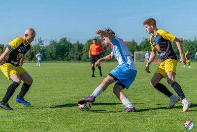 FOTO: A KLASA | Juna - Błękitni Kąkolewo