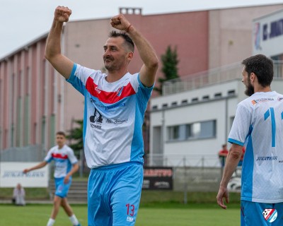 FOTO: A KLASA | Juna - KS Apol-Pir Spławie
